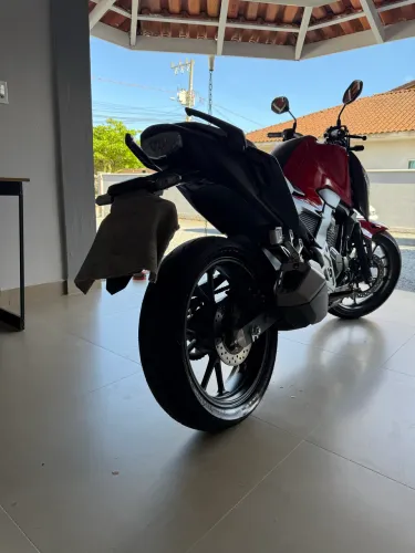 CB 300 único dono moto sem detalhe