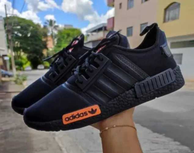 Tenis adidas nmd Black