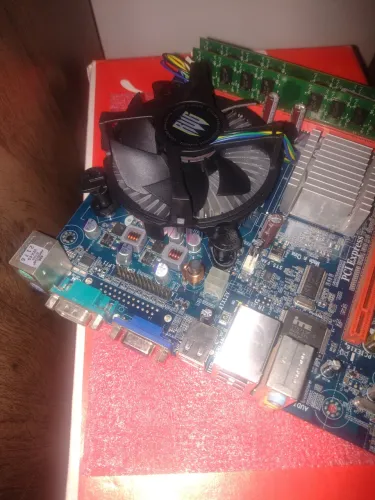 Kit placa mãe processador e memória ram LGA755