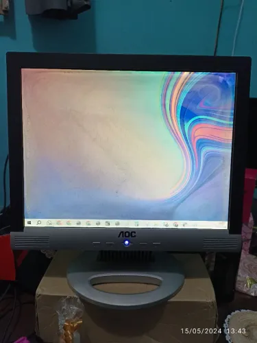 Monitor AOC 15"