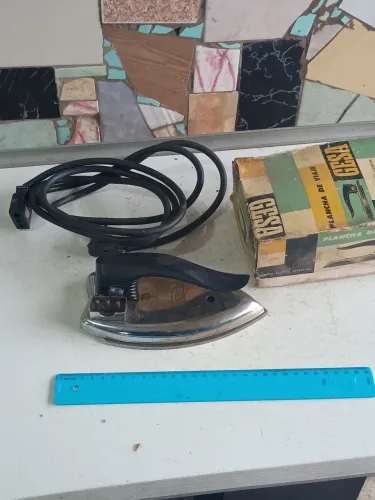 Ferro de Passar Elétrico Antigo GESA
