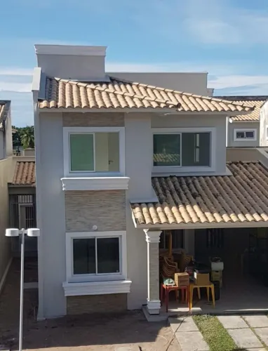 Casa duplex no Eusébio com três suítes - 171m² 
