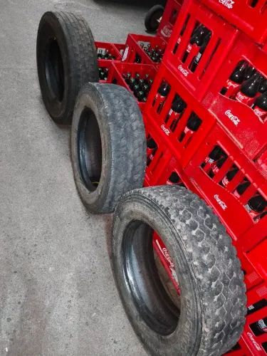 Pneus para caminhão
