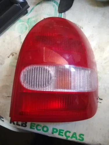 Lanterna Tras Dir Tricolor Corsa 2p 94/ * *LEIA*