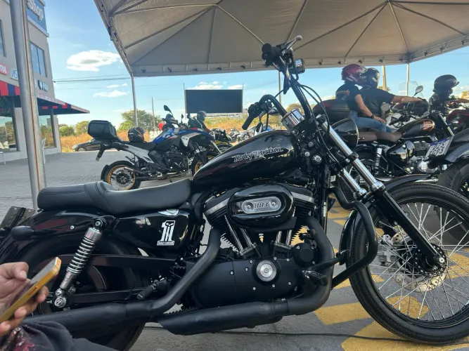 Harley Davidson 883 Custom 