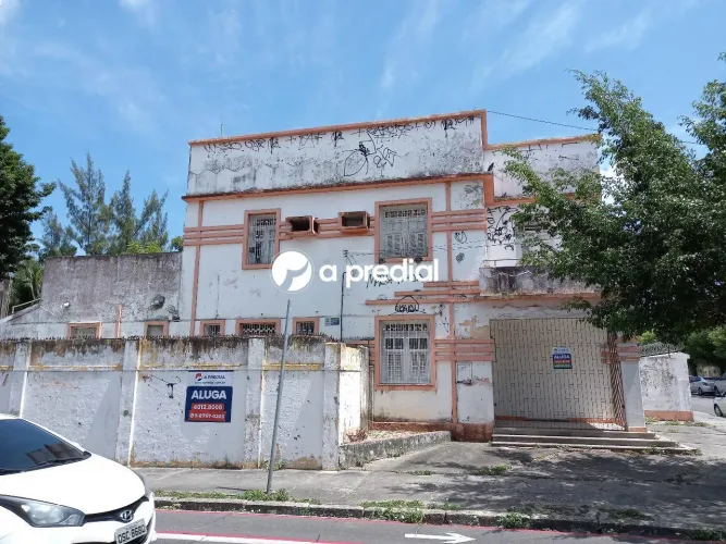 Casa à venda, 3 quartos, 2 suítes, 3 vagas