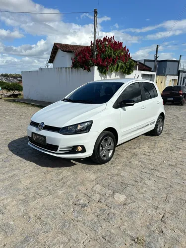 FOX 1.6 CONNECT 2020 ÚNICO DONO