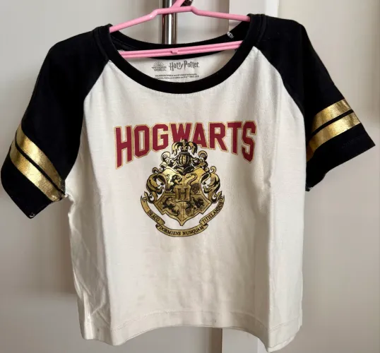Camiseta infantil modelo cropped Harry Porter menina tamanho 16