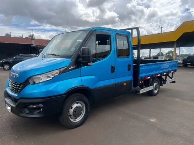 Iveco Daily 45-170 Cabine Dupla 2023
