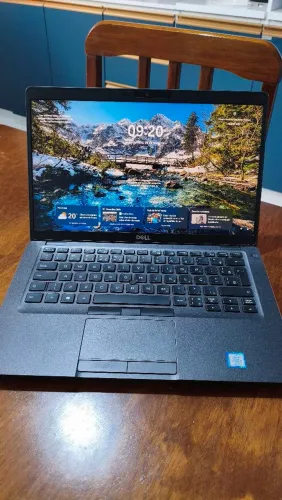 NOTEBOOK DELL 5400 CORE I7 8 GERAÇÃO 16GB RAM/235GB SSD