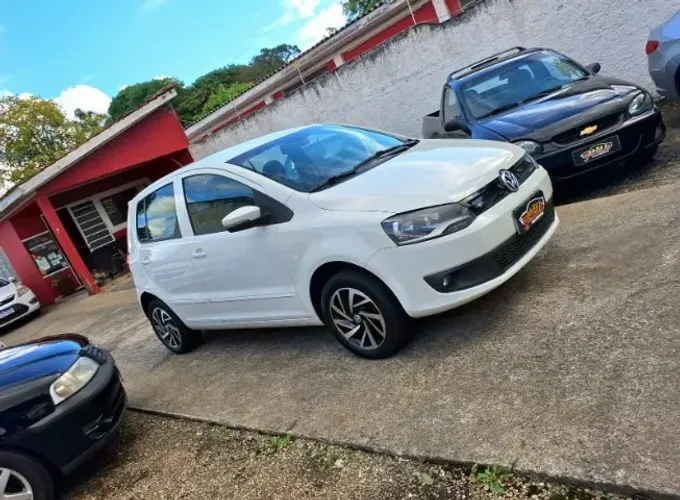 Financia Score Baixo - Vw Fox 1.0 Flex 2014 Completo