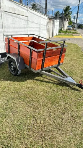 Reboque carretinha novo entrego emplacado