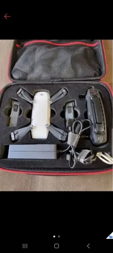 Drone DJI Spark com acessórios