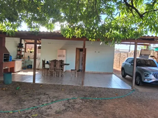 Casa com terreno de 13,5x45