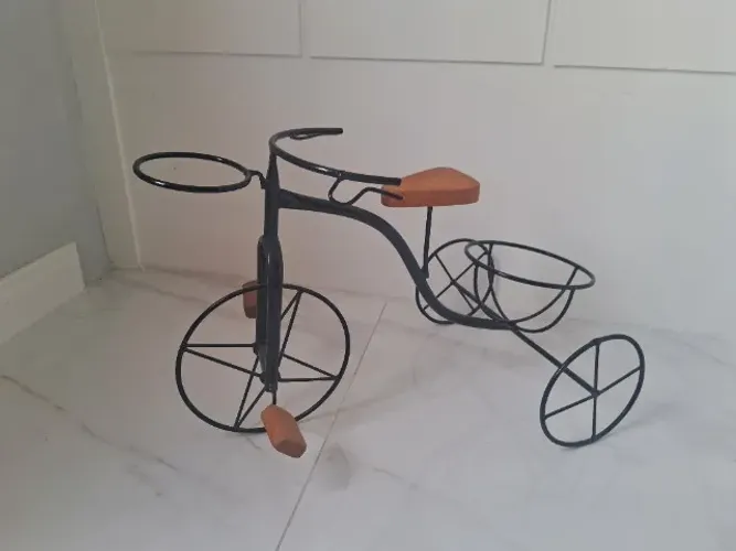 cachepo de bicicleta em ferro clássico presto