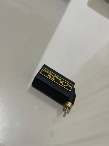 Bateria Portátil White Head Gold