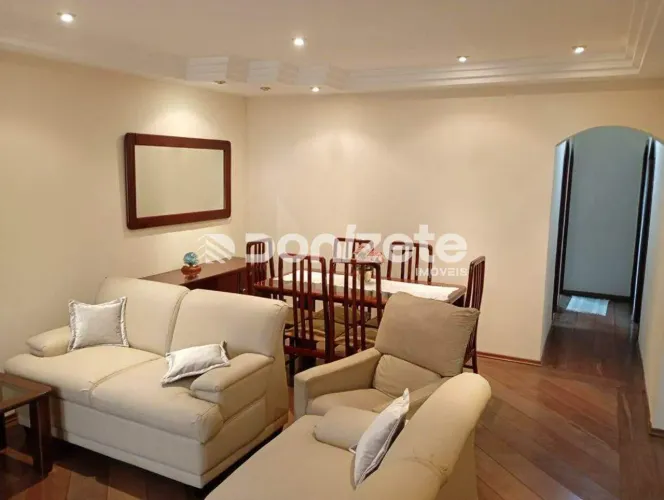 Casa à venda em Vila Pires, Santo André  3 dormitórios, 1 suíte, 203 m²