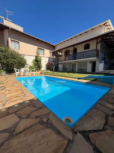 Casa à Venda  Bairro Veredas , Itaúna /MG