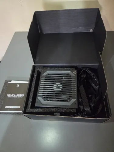 FONTE GAMER PICHAU NIDUS 550W - SEM USO