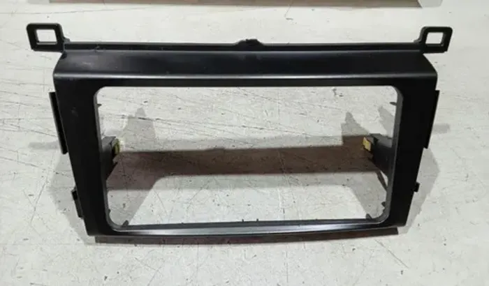 Moldura Acabamento Multimídia Rav 4 2014 2015 2016