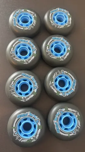 8 rodas para patins 80mm 88a IS