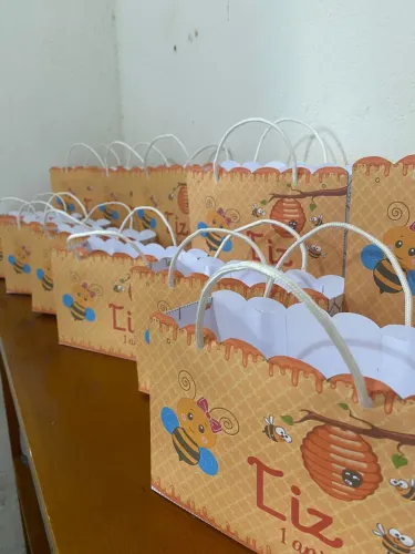 Sacolas para aniversário