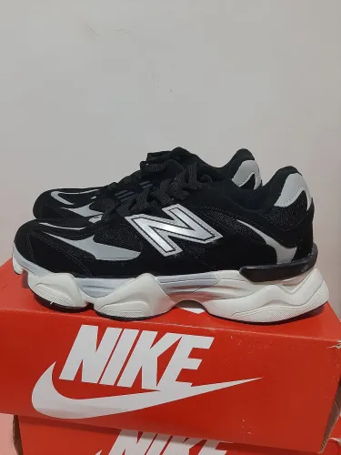 Nike New Balance