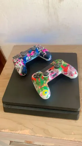 Ps 4 slim 1 tera