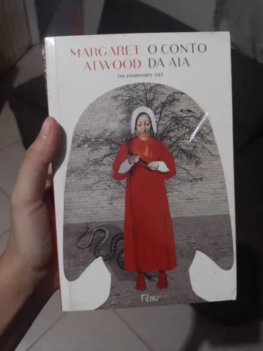 O conto da Aia