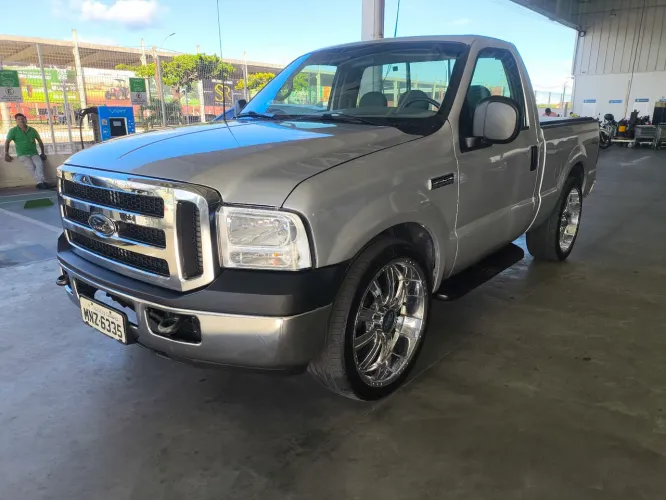 Ford F-250 XLT 3.9 4X2 CD TB Diesel 2008