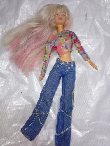 Happenin' Hair Barbie de 1998