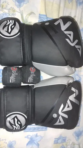 LUVAS DE BOX NAJA