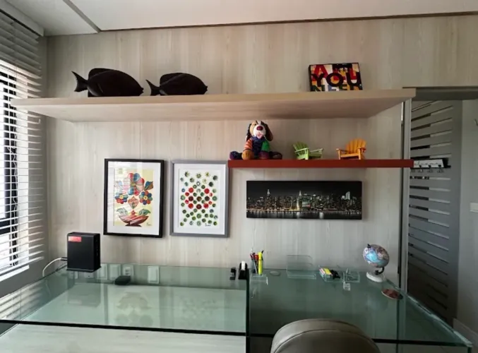 Apartamento em Petrópolis para alugar com 1 suíte e 1 escritório