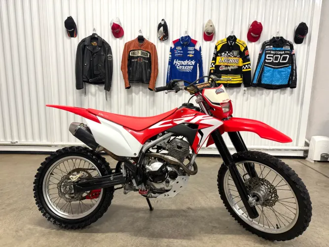 Honda CRF 250F Único Dono | Impecável | Muitos Acessórios | Revisada
