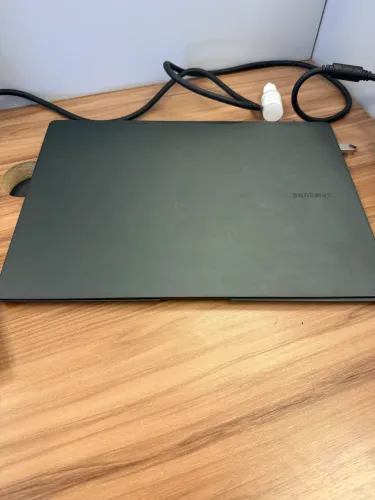 Samsung Galaxy Book3 Pro 16?