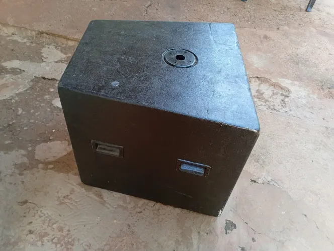 Vendo cx sub 18 pol