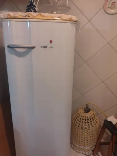 Geladeira Eletrolux ótimo estado