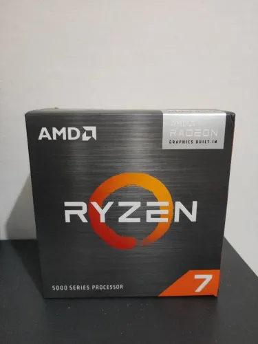 Processador AMD Ryzen 7 5700G (8C/16T) - Completo na Caixa