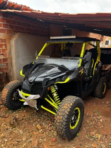 BRP Can-Am Outlander MAX XT 800r 4X4 Quadr. 2015