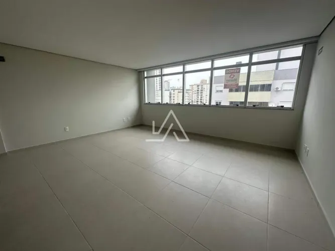SALA COMERCIAL ALPHA OFFICES