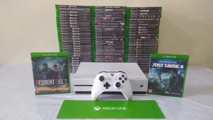 XBOX ONE S 4K + 200 JOGOS PARCELO EM ATÉ 18X