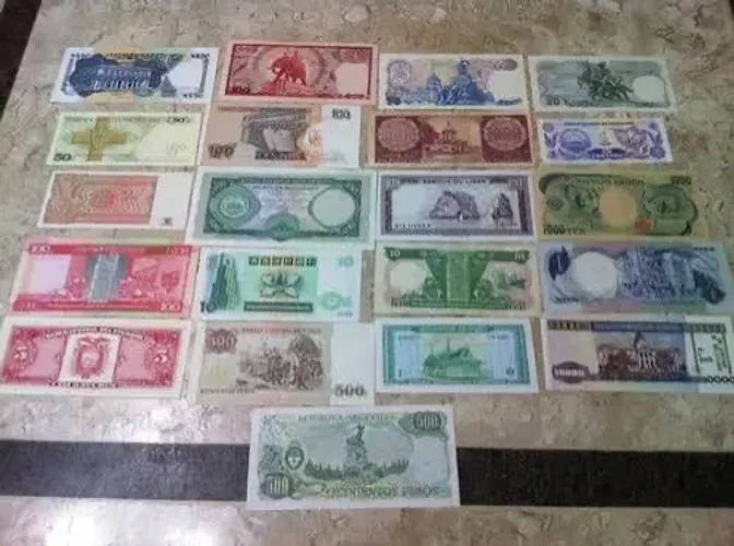 Notas antigas de países