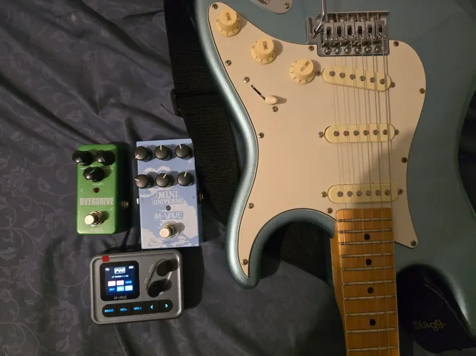 Guitarra Tagima TG530 + Pedaleira, Pedal e BAG
