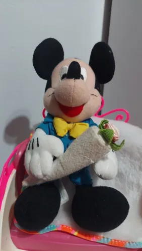 Pelúcia Disney Fantasy Amuse Mickey com buquê SEGA Japão 2001