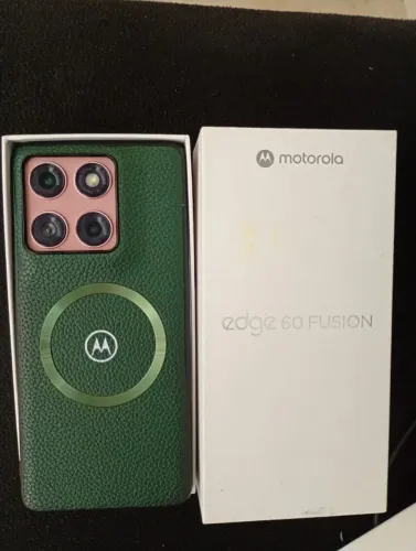 Troco Moto Edge 60 Fusion completo.