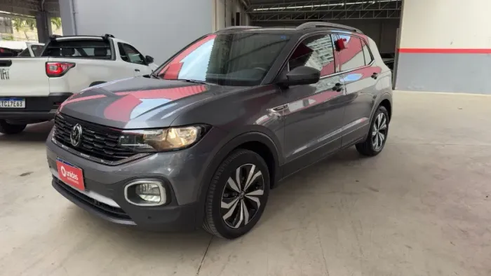 Volkswagen T-Cross Highline 1.4 TSI Flex 16V 5P AUT 2024