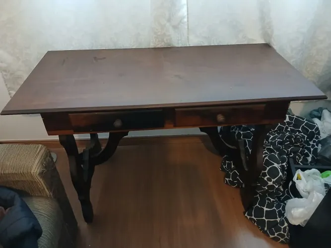 Mesa escrivaninha