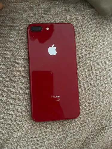 iPhone 8 Plus 