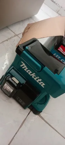 Cafeteira portátil makita