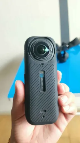 Insta360 X5